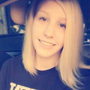 Meet your Posher, Aja